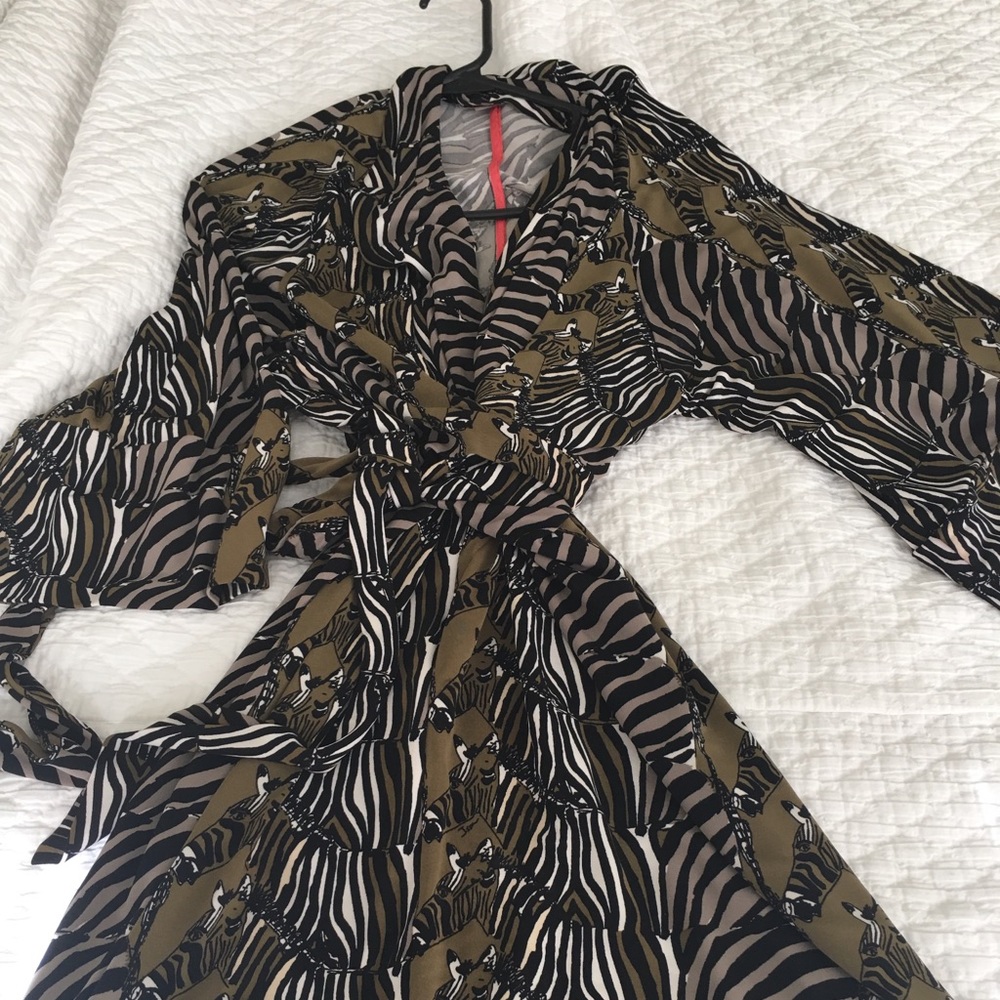 Banana Republic Issa Kimono Zebra Dress - sz 2